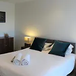 Work, Rest And Stay At Ocean Village
